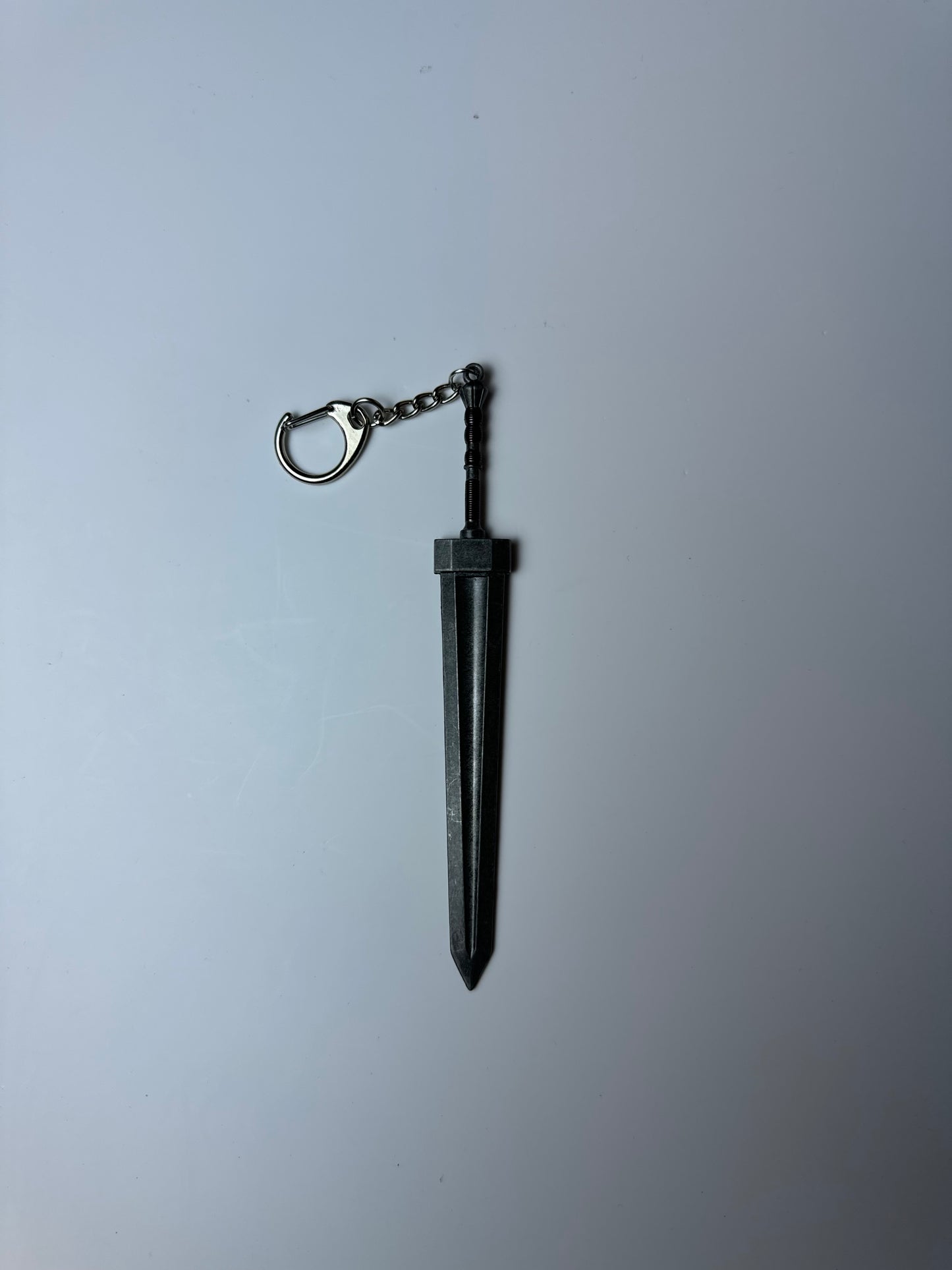 Mini espada gigante